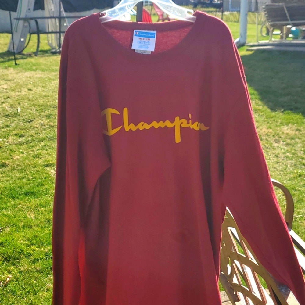 Men's champion long sleeve shirt
